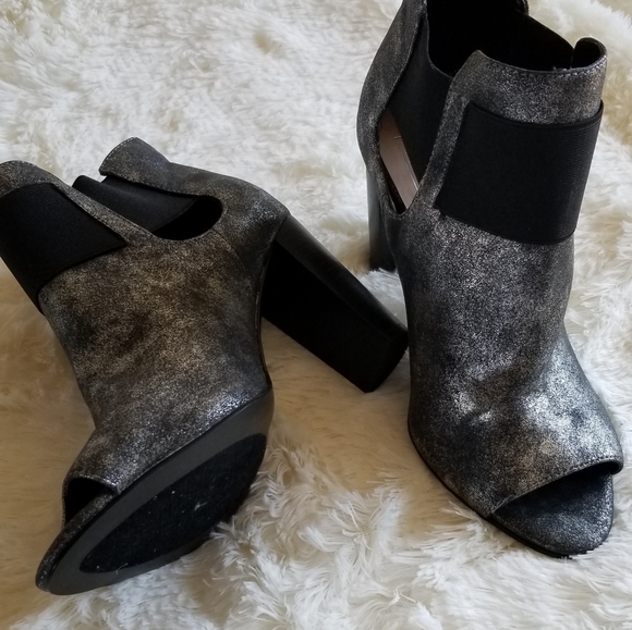 Kaari Blue Pewter Peep Toe Ankle Bootie - Picture 6 of 6